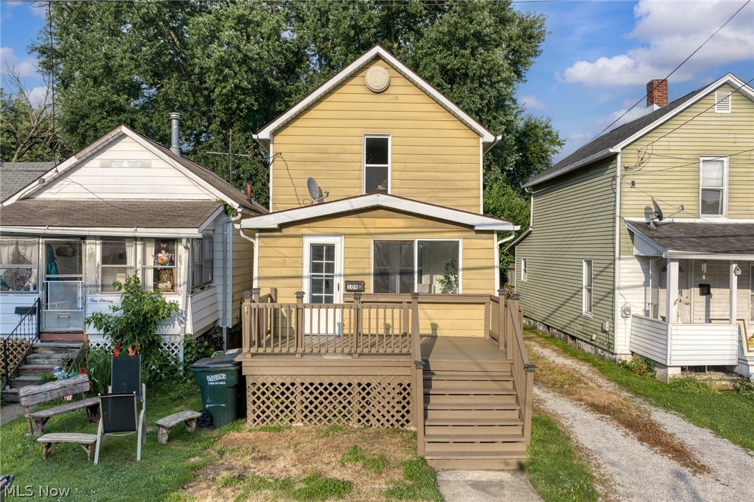 109 15th Street NW Barberton OH 44203
