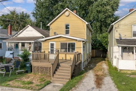 109 15th Street NW Barberton OH 44203