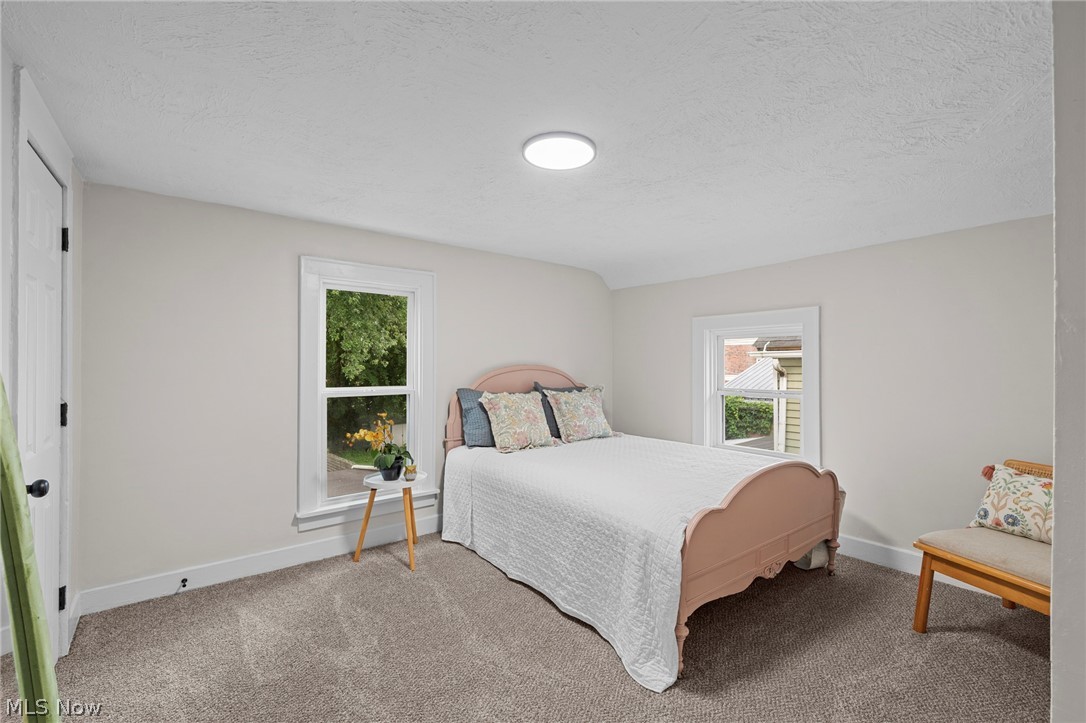 109 15th Street NW Barberton OH 44203