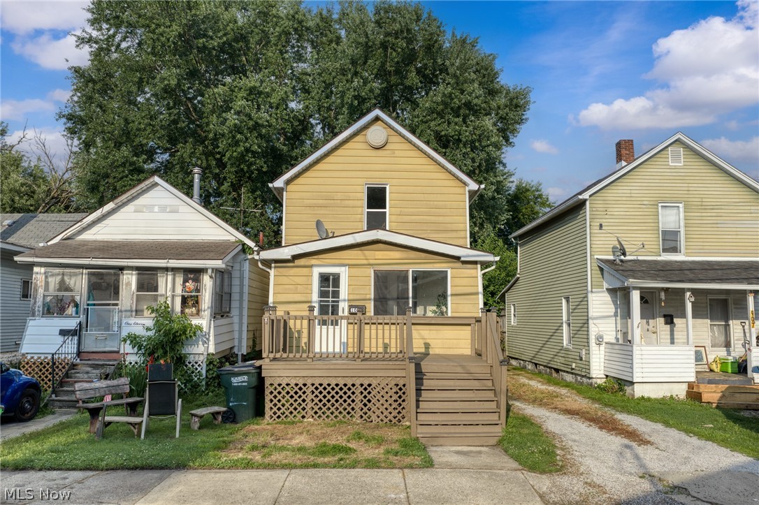 109 15th Street NW Barberton OH 44203