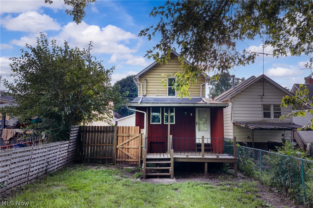 109 15th Street NW Barberton OH 44203