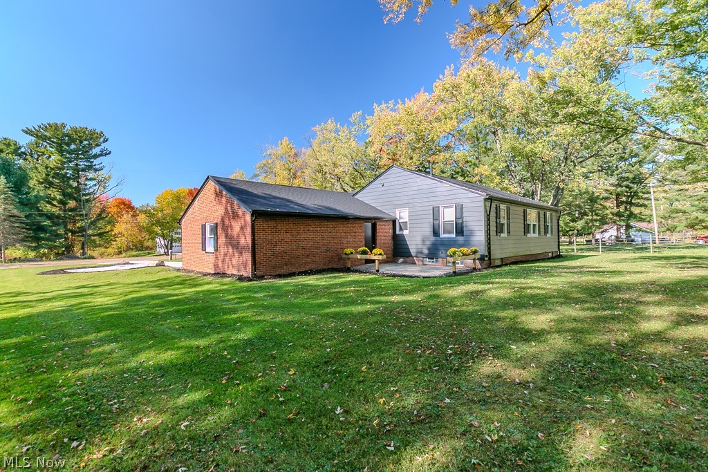 11649 E Hill Drive Chesterland OH 44026