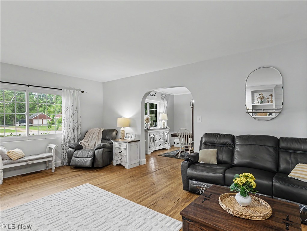 6209 Columbus Road NE Louisville OH 44641