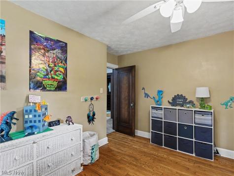 6209 Columbus Road NE Louisville OH 44641
