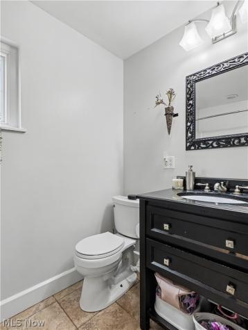 6209 Columbus Road NE Louisville OH 44641