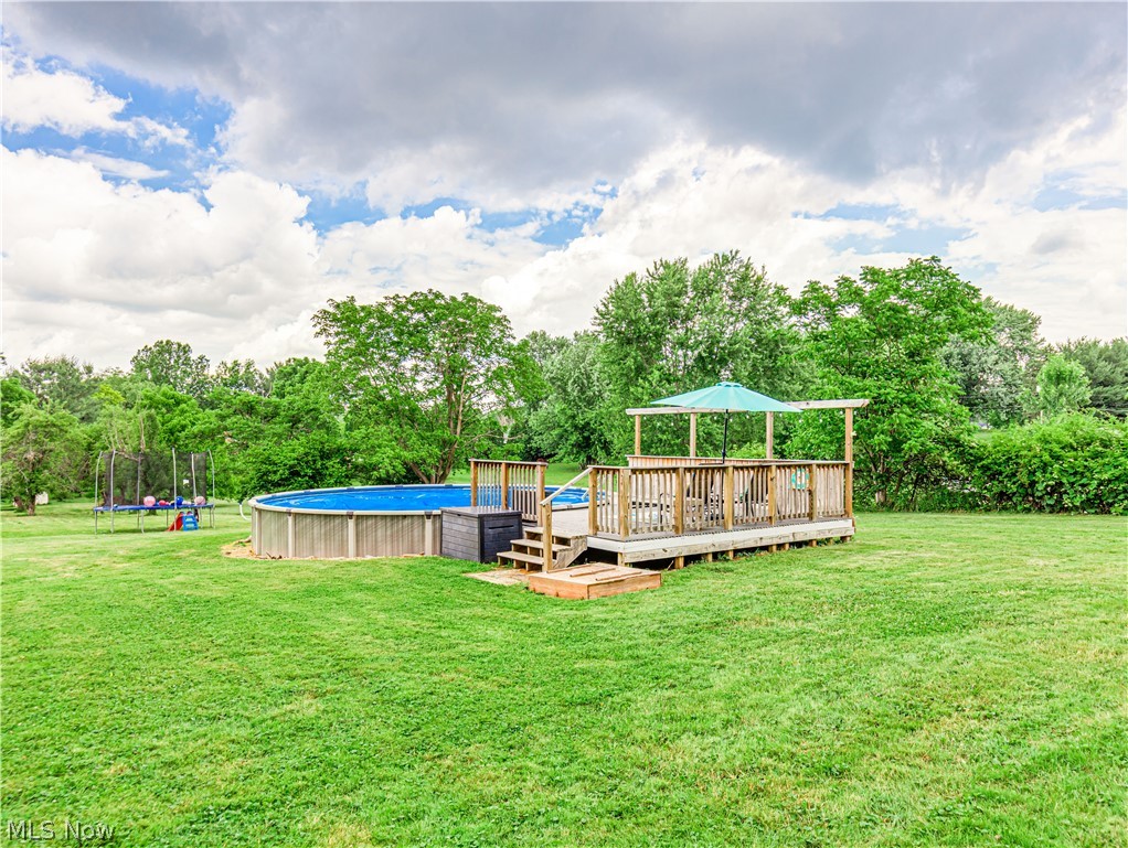 6209 Columbus Road NE Louisville OH 44641
