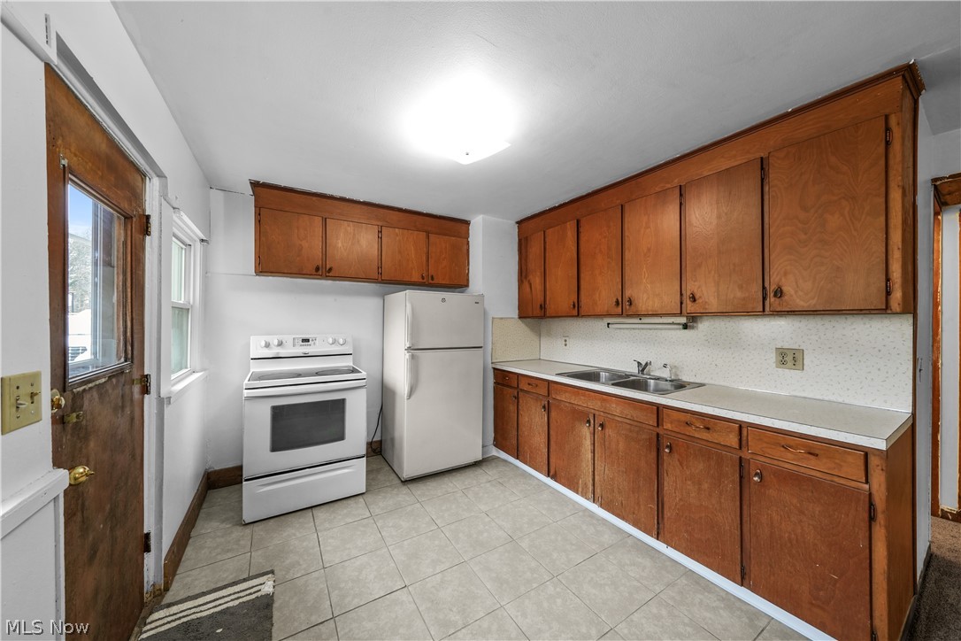 8145 High Street Garrettsville OH 44231