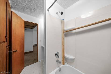 8145 High Street Garrettsville OH 44231