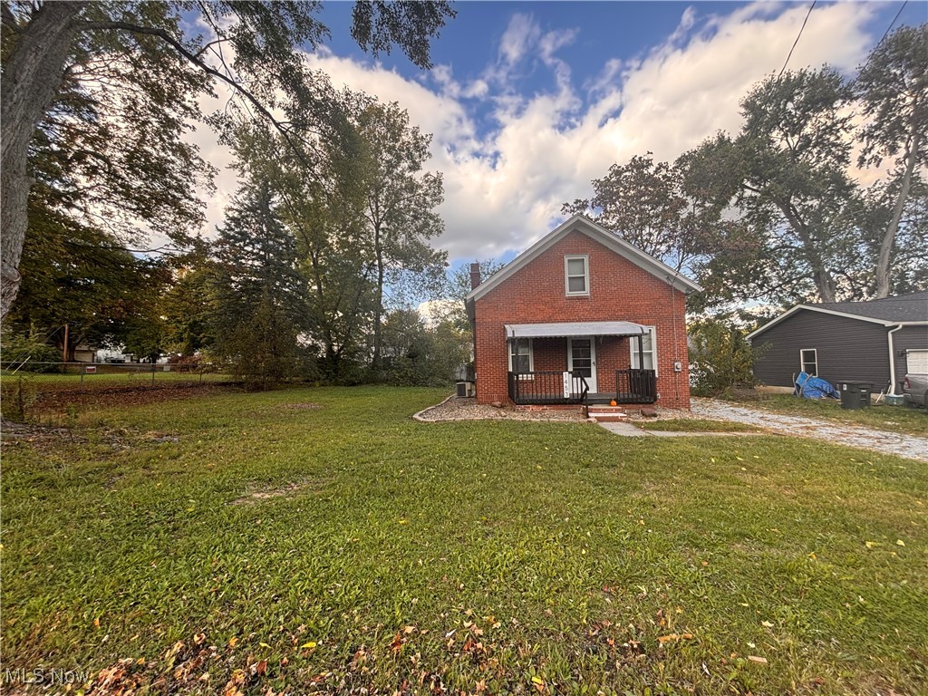 1453 Woodbirch Avenue Akron OH 44314