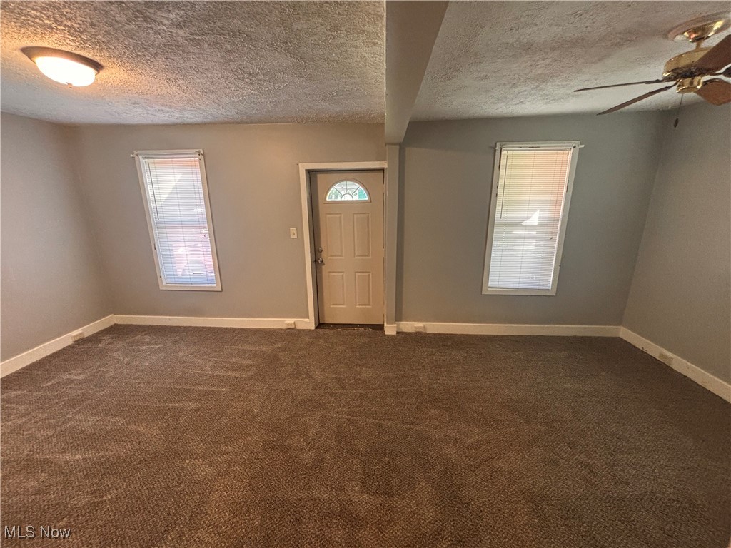 1453 Woodbirch Avenue Akron OH 44314