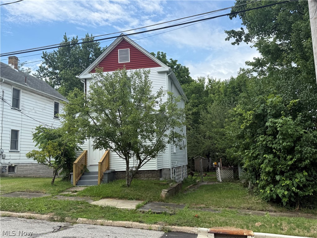 1504 Manhattan Avenue Youngstown OH 44509