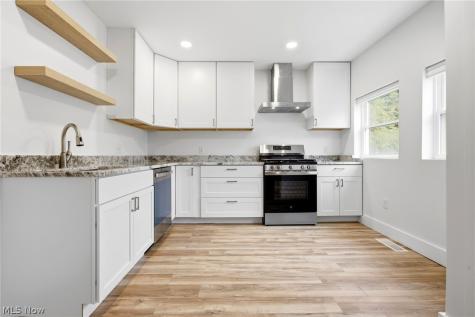 766 Cherokee Trail Willoughby OH 44094