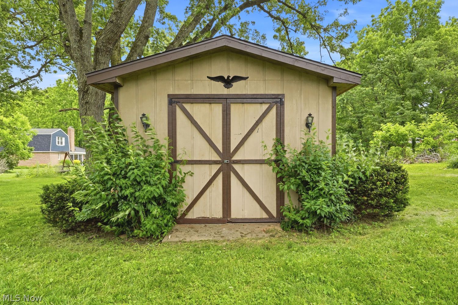 7606 Woodcrest Avenue NE Canton OH 44721