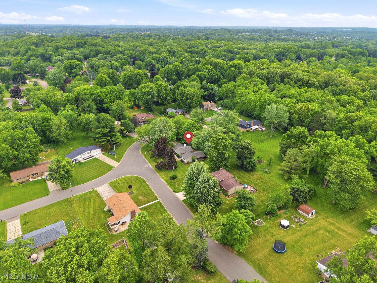 7606 Woodcrest Avenue NE Canton OH 44721