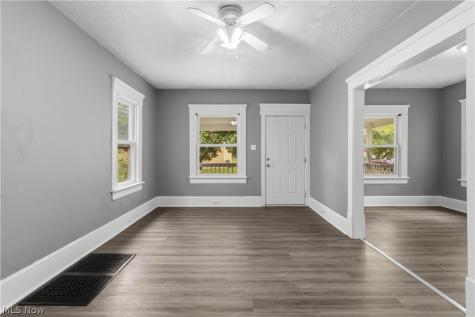 980 Pardee Avenue Akron OH 44306