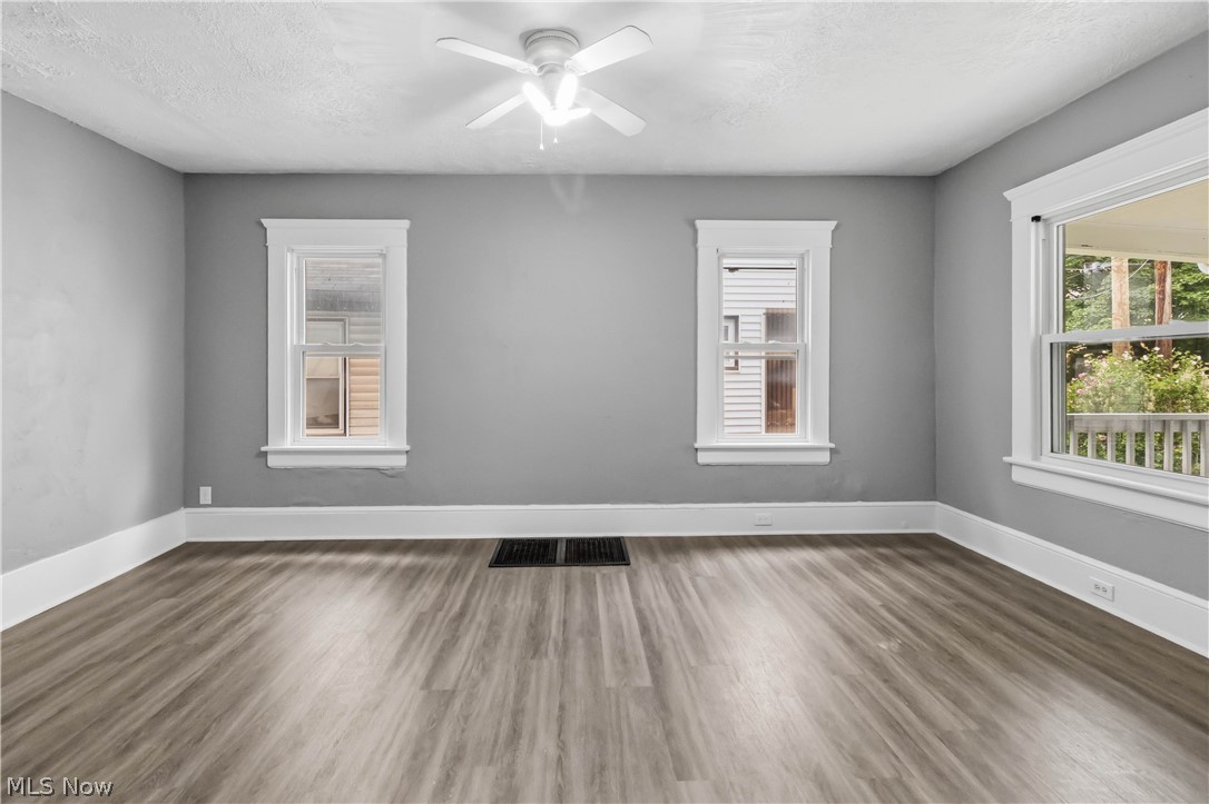 980 Pardee Avenue Akron OH 44306