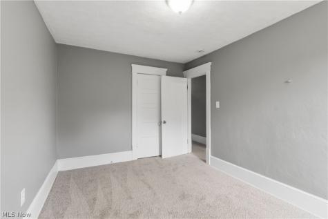 980 Pardee Avenue Akron OH 44306