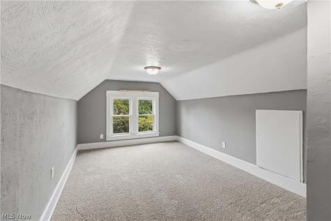 980 Pardee Avenue Akron OH 44306
