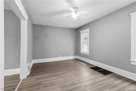 980 Pardee Avenue Akron OH 44306