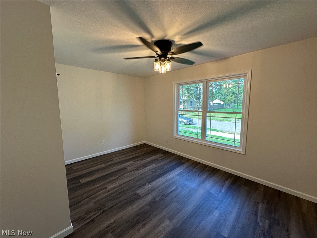 434 8th Street Struthers OH 44471
