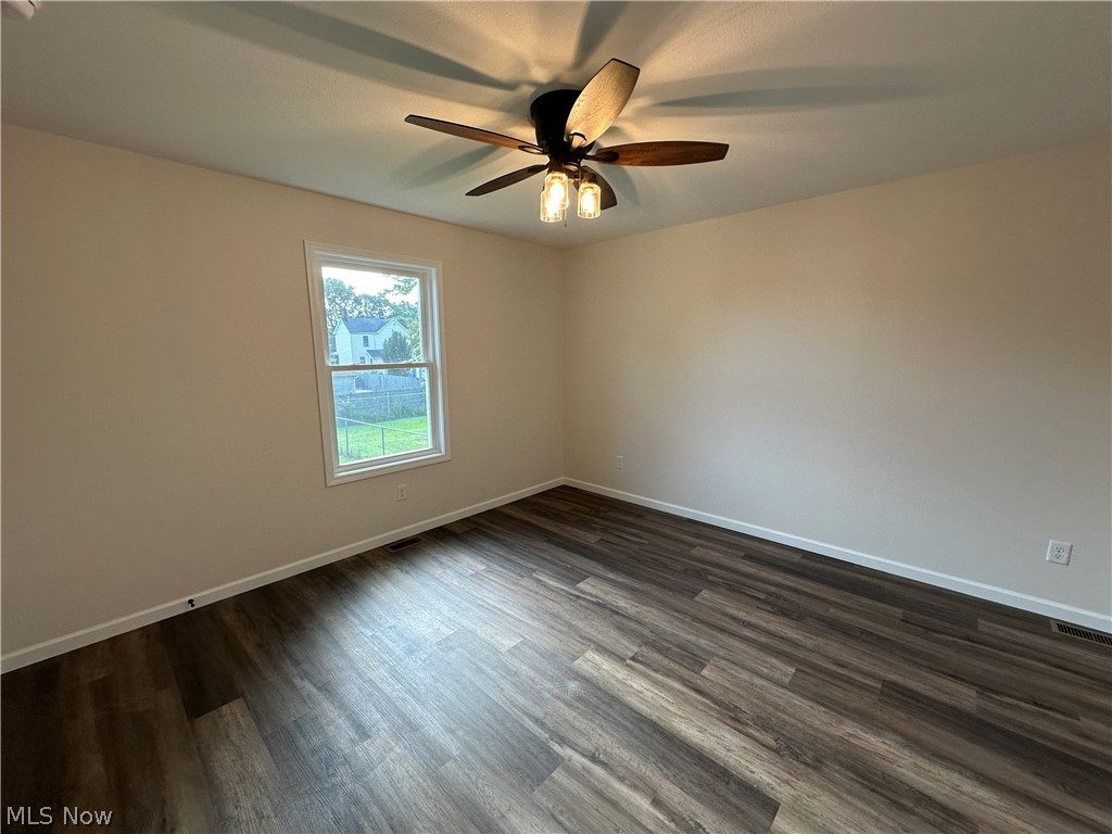 434 8th Street Struthers OH 44471