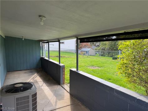 128 2nd Street Wadsworth OH 44281