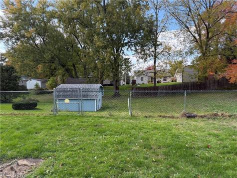 128 2nd Street Wadsworth OH 44281