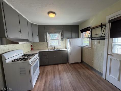 128 2nd Street Wadsworth OH 44281