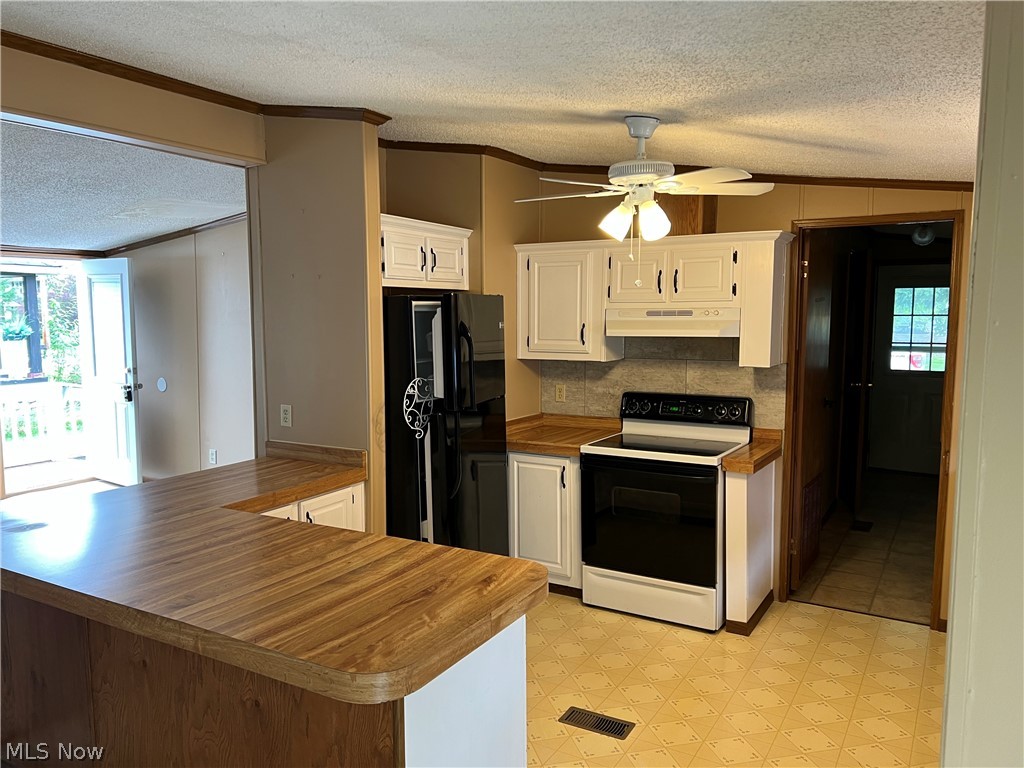 212 Liberty Street Spencer OH 44275