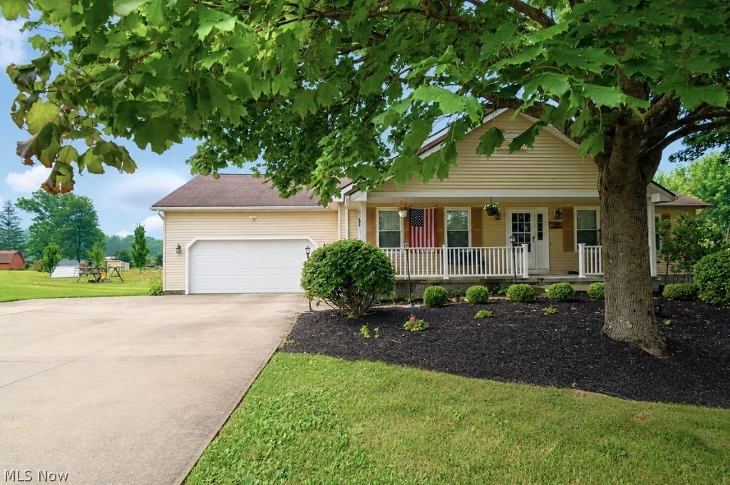 5566 River Road Madison OH 44057