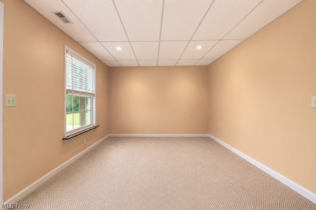 5566 River Road Madison OH 44057