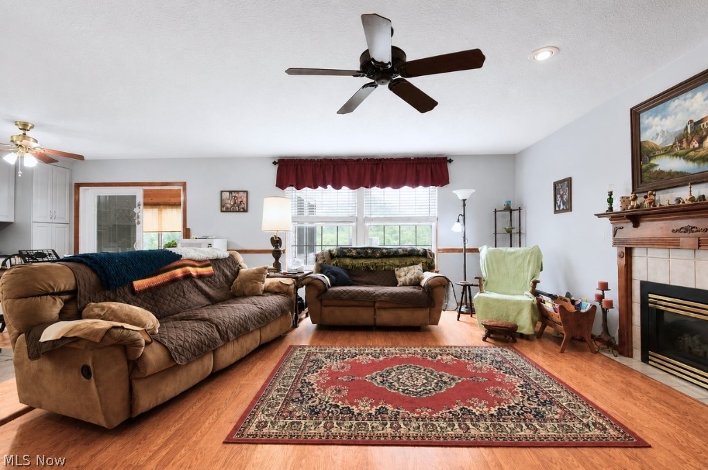 5566 River Road Madison OH 44057