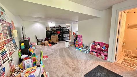 8470 Shadyview Avenue NW Clinton OH 44216