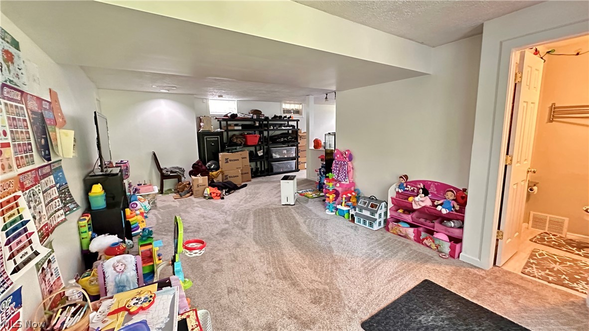 8470 Shadyview Avenue NW Clinton OH 44216
