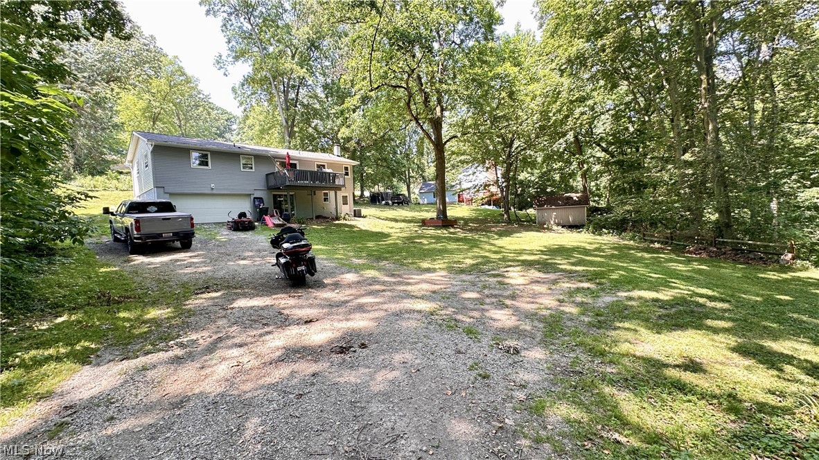 8470 Shadyview Avenue NW Clinton OH 44216