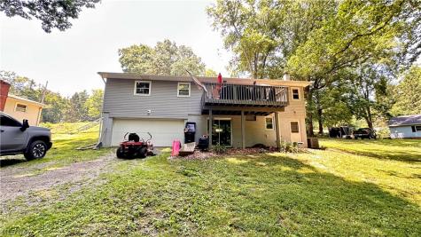 8470 Shadyview Avenue NW Clinton OH 44216
