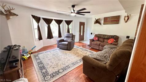 8470 Shadyview Avenue NW Clinton OH 44216