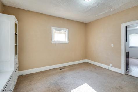11402 Avon Avenue Cleveland OH 44105