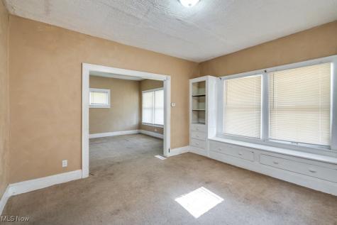 11402 Avon Avenue Cleveland OH 44105