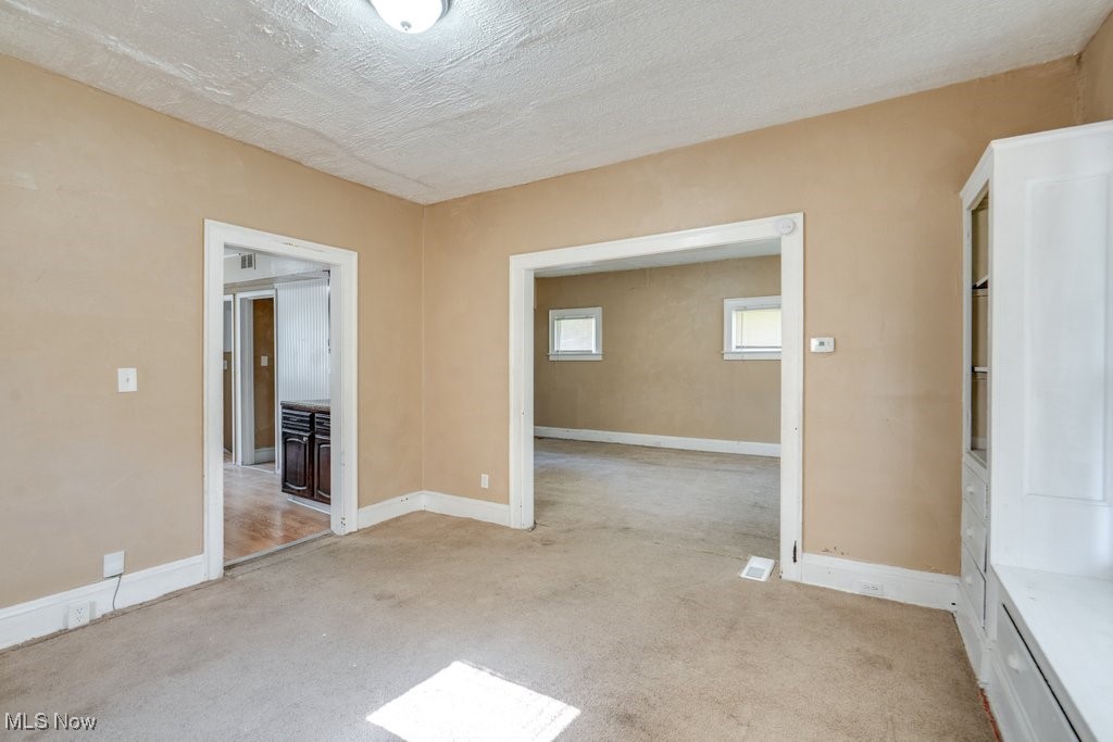 11402 Avon Avenue Cleveland OH 44105