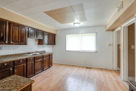 11402 Avon Avenue Cleveland OH 44105