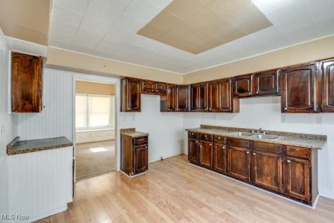 11402 Avon Avenue Cleveland OH 44105