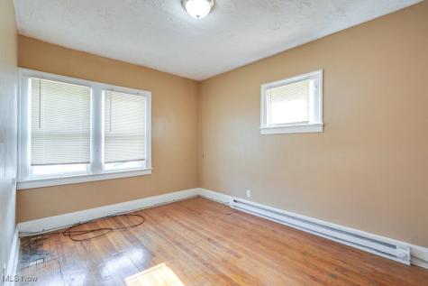 11402 Avon Avenue Cleveland OH 44105