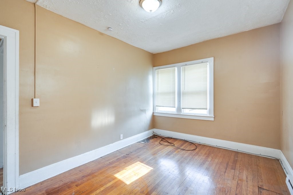 11402 Avon Avenue Cleveland OH 44105