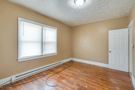11402 Avon Avenue Cleveland OH 44105