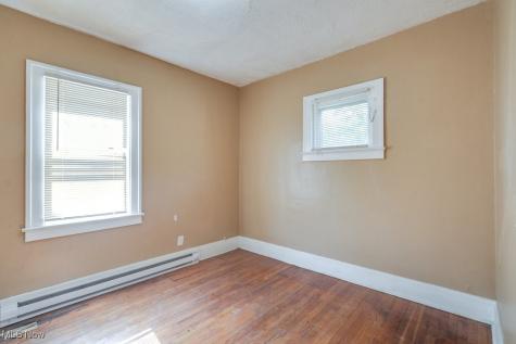 11402 Avon Avenue Cleveland OH 44105