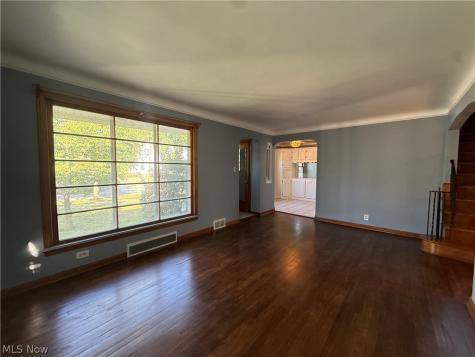 1222 Argonne Road South Euclid OH 44121