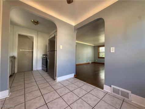1222 Argonne Road South Euclid OH 44121