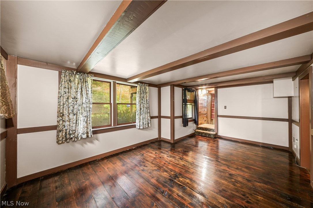 3239 Salineville Road NE Carrollton OH 44615