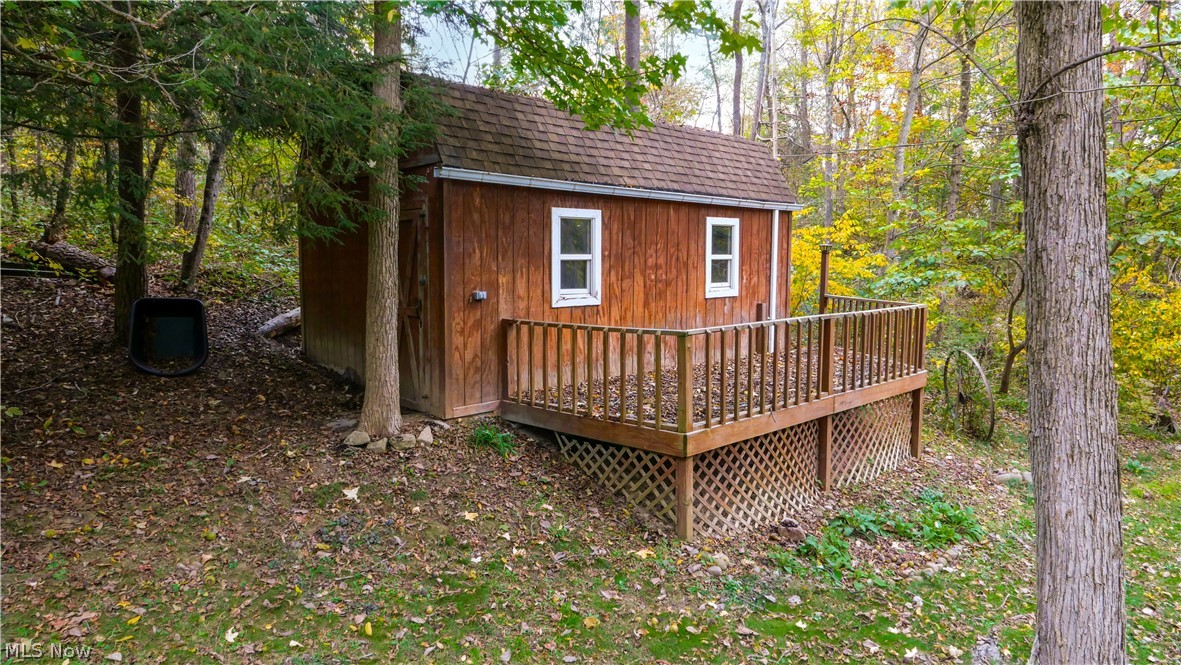 3239 Salineville Road NE Carrollton OH 44615
